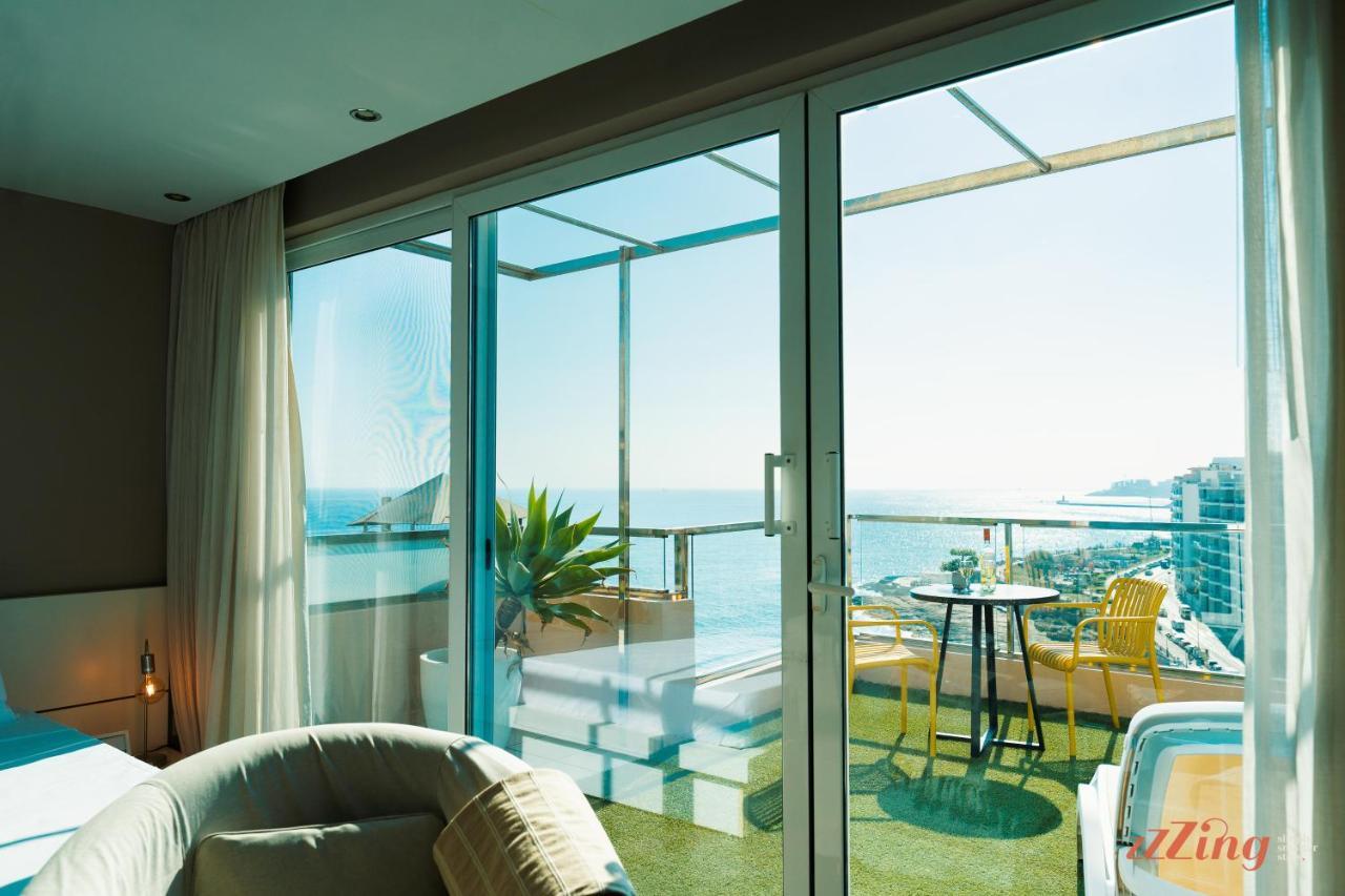 Gorgeous Seaviews From A Stunning Appartement Sliema